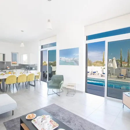 Polymnia Luxury Villa