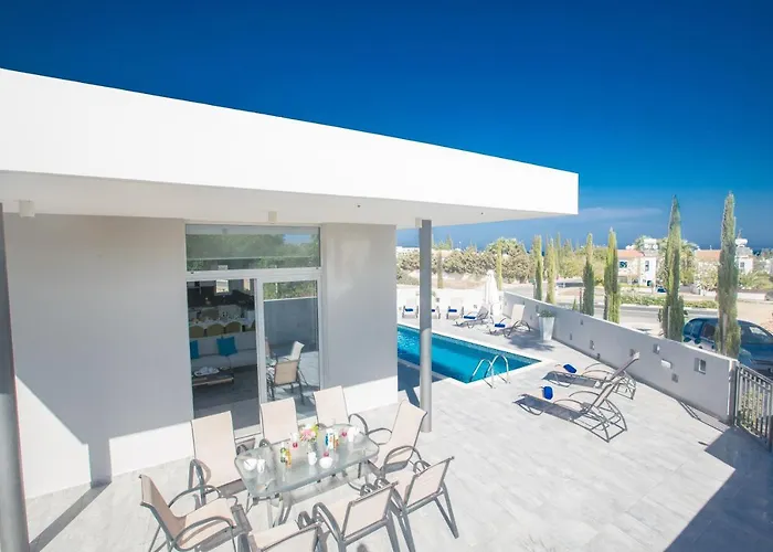 Polymnia Luxury Villa *