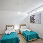 Polymnia Luxury فيلة *